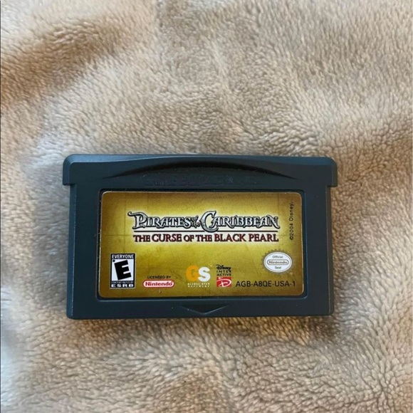 Pirates of the Caribbean and the curse of black pearl for gameboy advance - Picture 1 of 1
